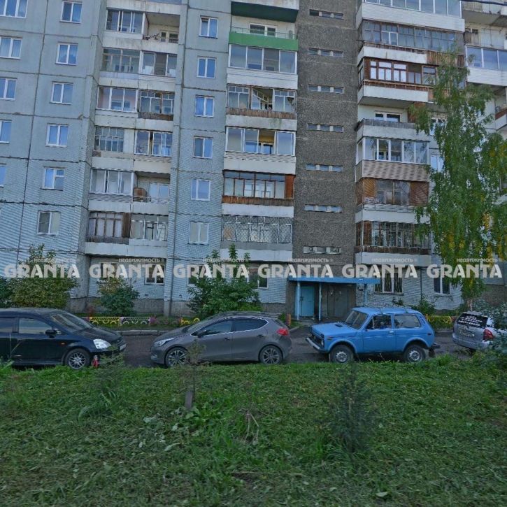 3-комн квартира ул Гусарова, 30