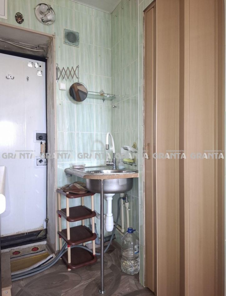 Комната ул Аэровокзальная, 8Д