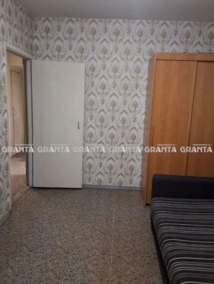 3-комн квартира ул Гусарова, 30