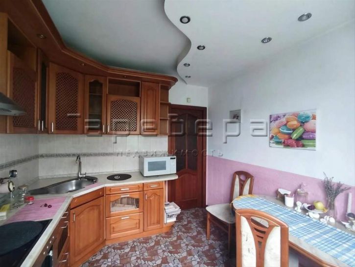 4-комн квартира Копылова, 72