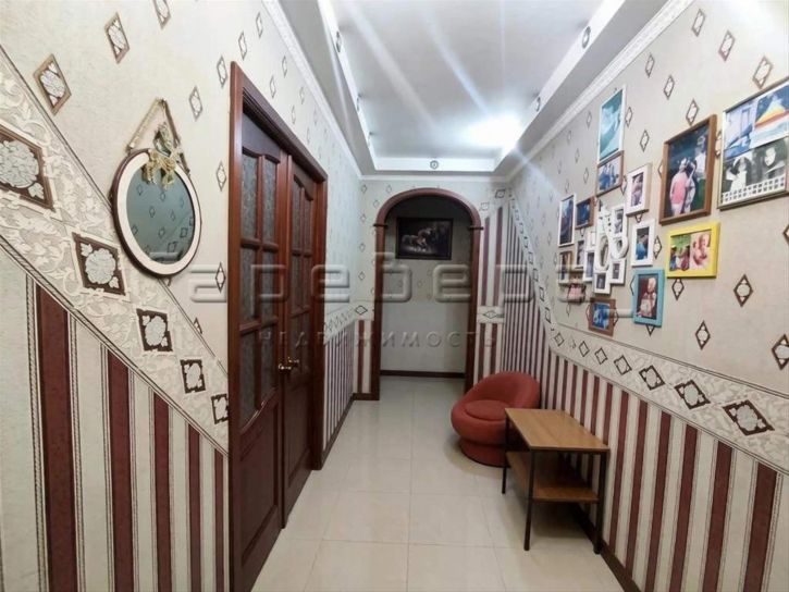 4-комн квартира Копылова, 72