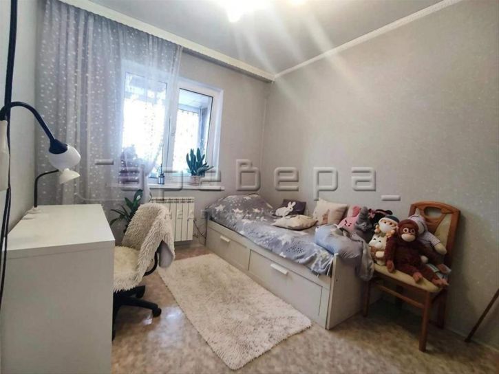 4-комн квартира Копылова, 72