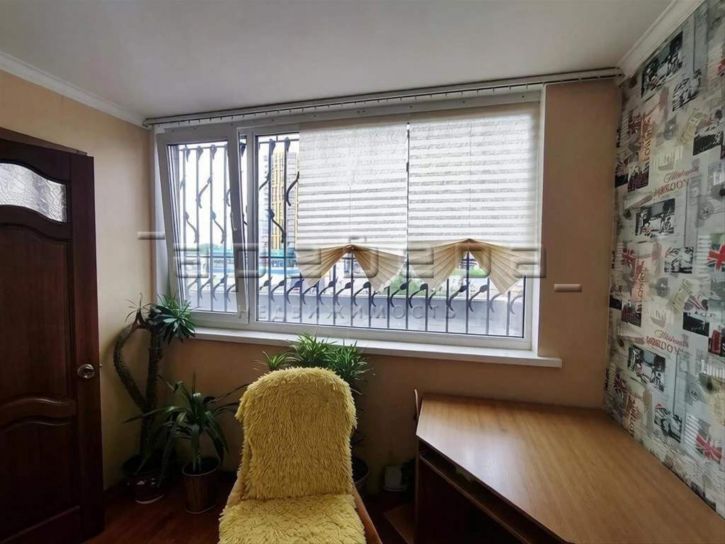4-комн квартира Копылова, 72