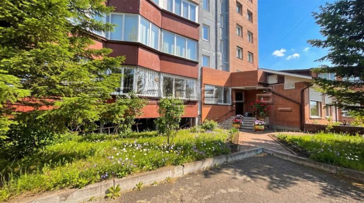 5-комн квартира Академгородок, 24а