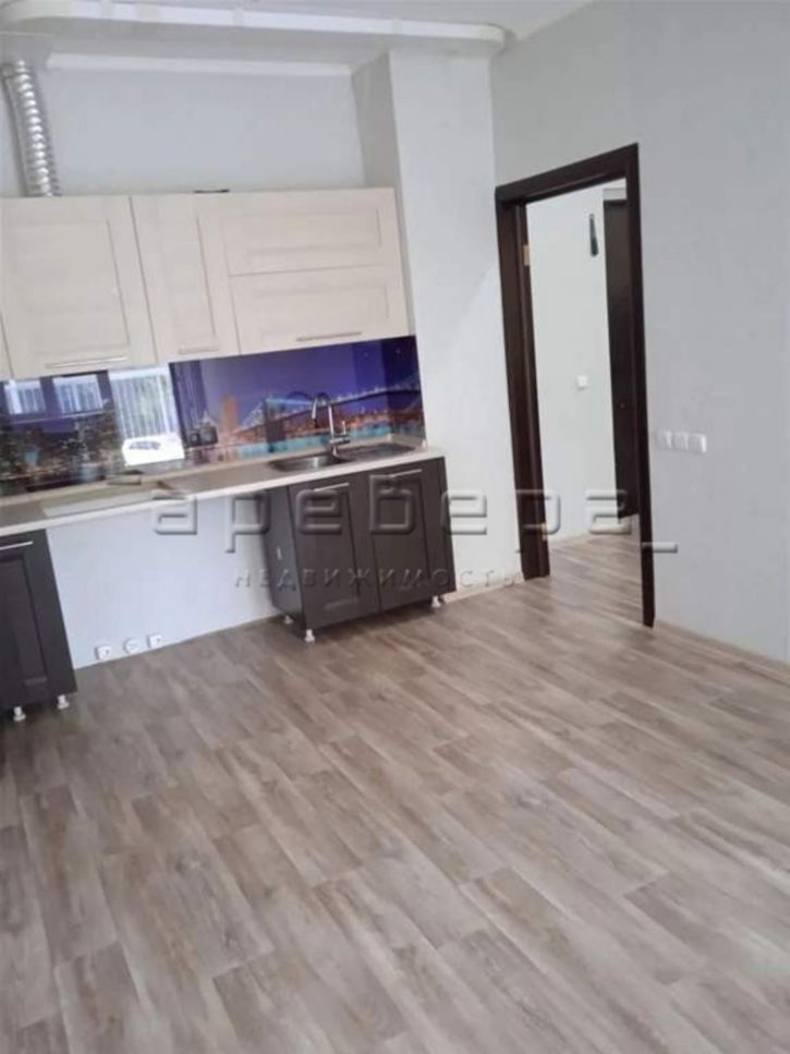 2-комн квартира Борисова, 40