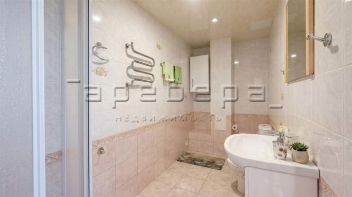 5-комн квартира Академгородок, 24а