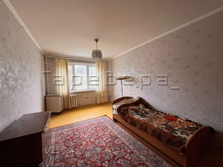 3-комн квартира Тобольская, 25а