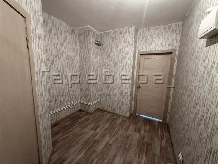 Студия Караульная, 39