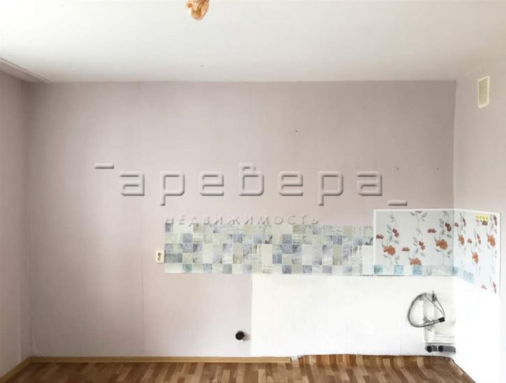 3-комн квартира Молокова, 8