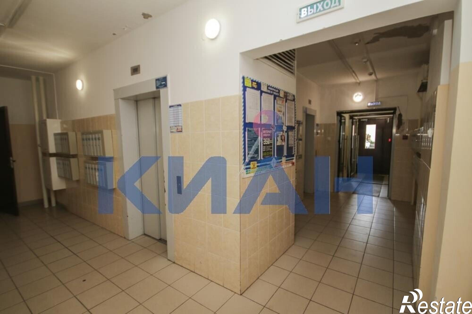 Купить студию за 4 400 000 рублей на Борисова ул., 30