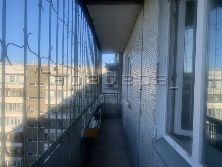 3-комн квартира Тельмана, 28а