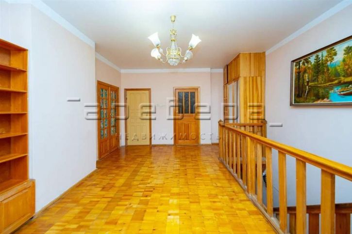 5-комн квартира Вокзальная, 33