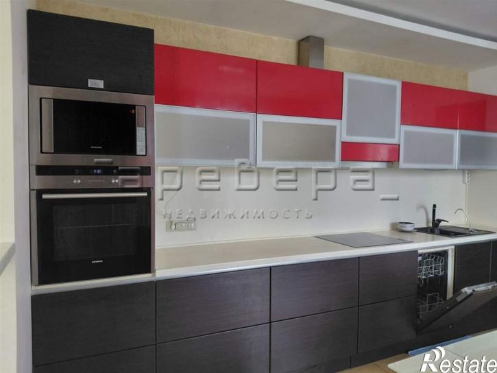 4-комн квартира Молокова, 1к4