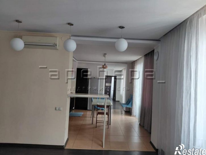 4-комн квартира Молокова, 1к4