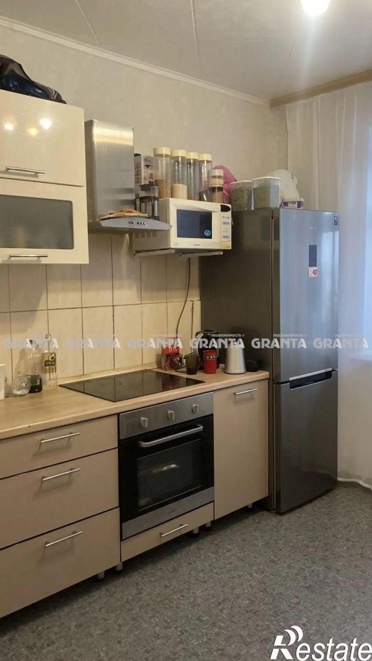 2-комн квартира ул Юшкова, 18Г