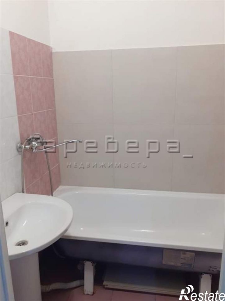 1-комн квартира Дмитрия Мартынова, 45