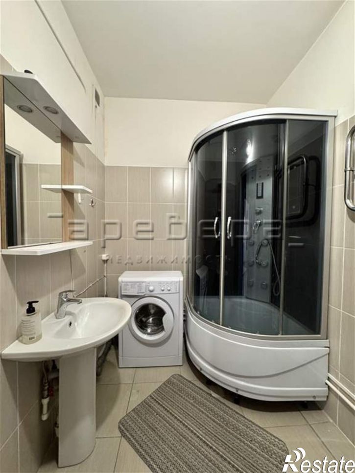 1-комн квартира Республики, 37а