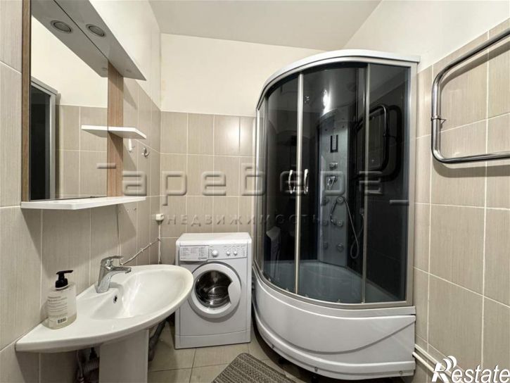 1-комн квартира Республики, 37а
