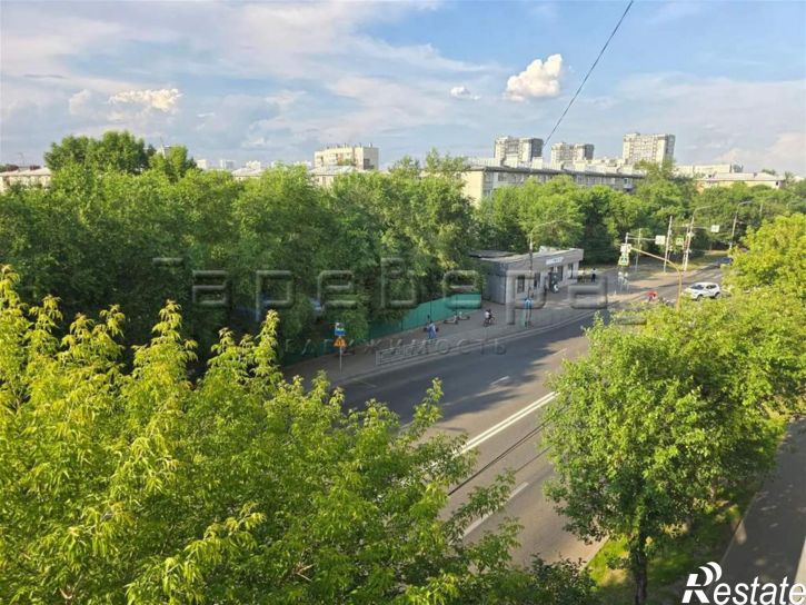 1-комн квартира 60 лет Октября, 56