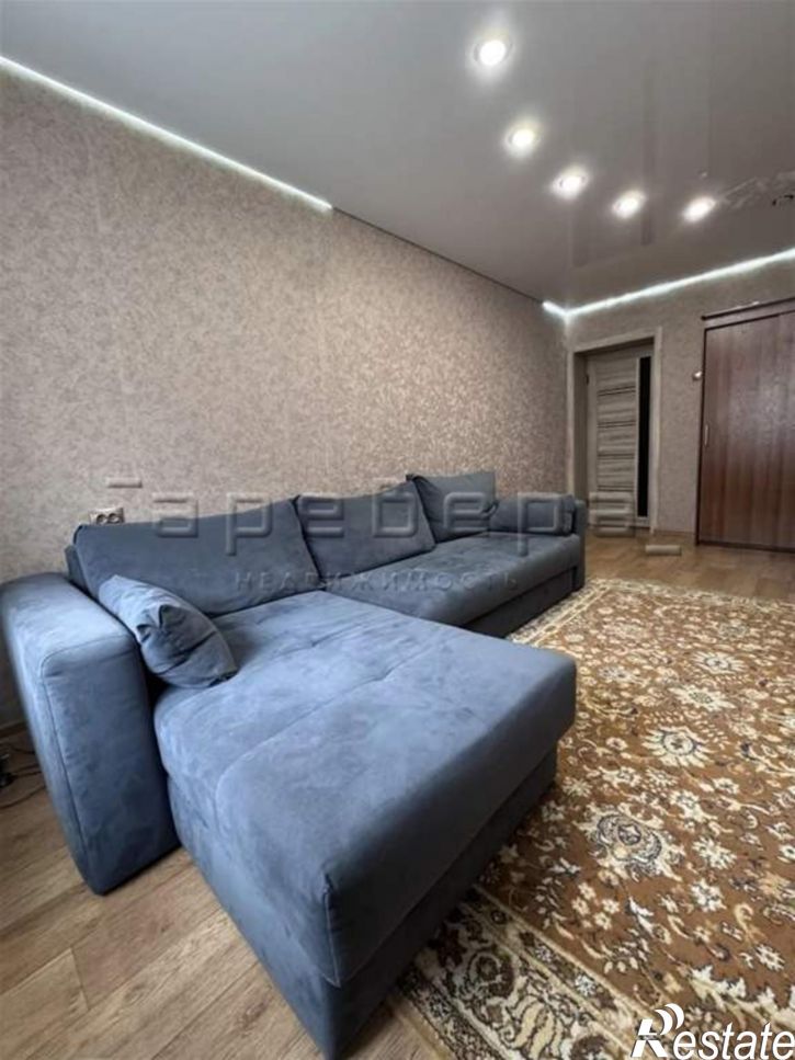 2-комн квартира Попова, 8г