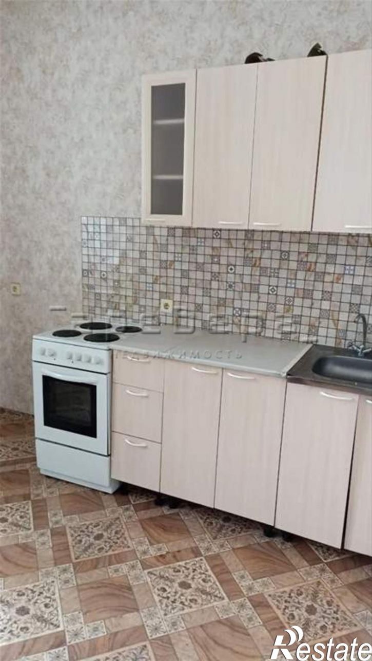 2-комн квартира Крайняя, 2а