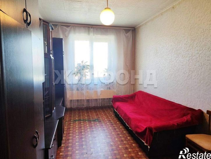 4-комн квартира Семафорная улица, д.17