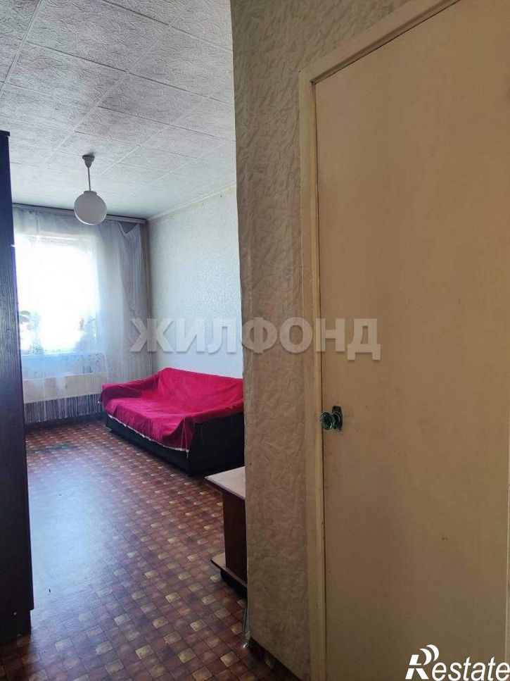 4-комн квартира Семафорная улица, д.17