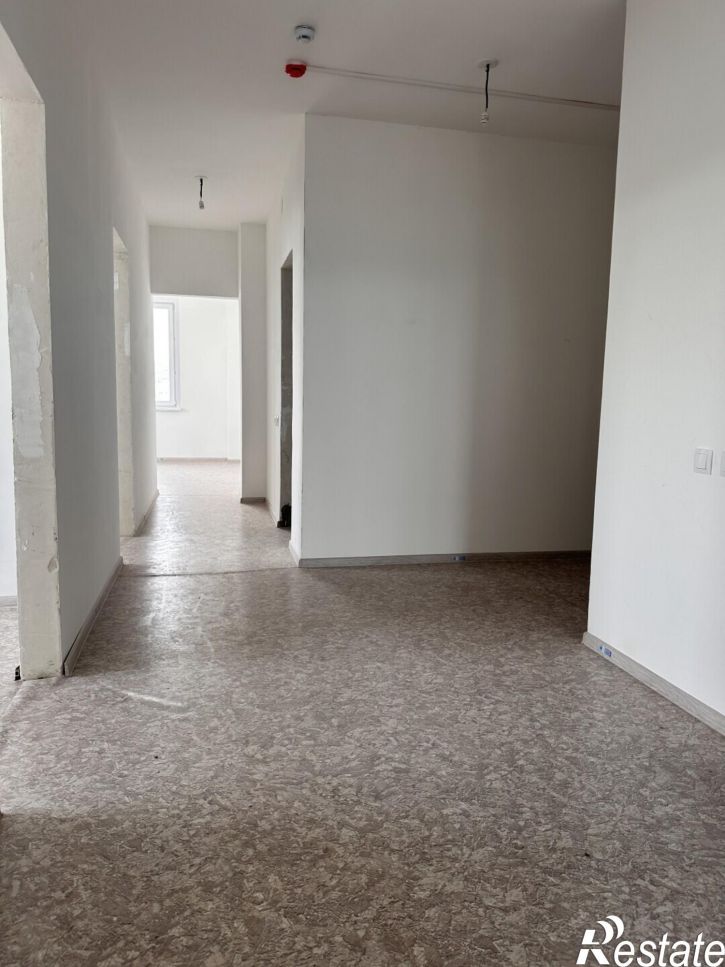 4-комн квартира Лесников ул., 55