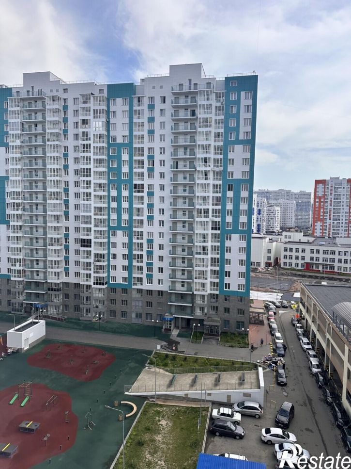3-комн квартира Лесников ул., 51