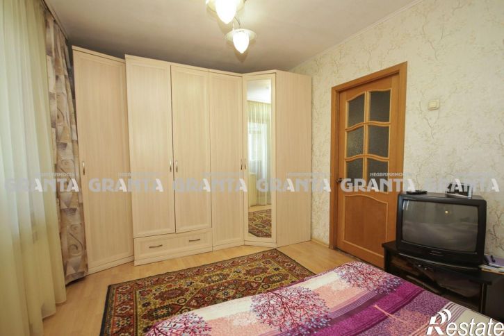 2-комн квартира ул Охраны Труда, 3