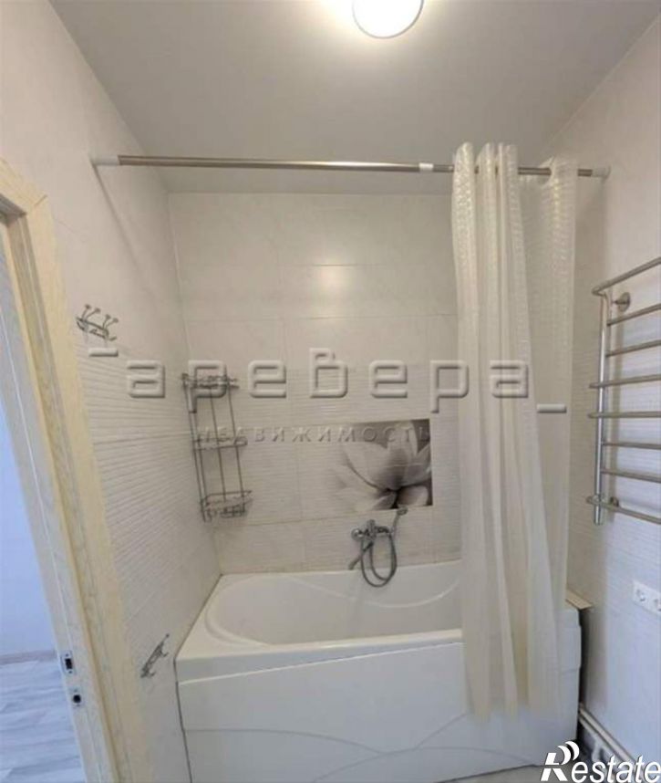 2-комн квартира Петра Ломако, 8