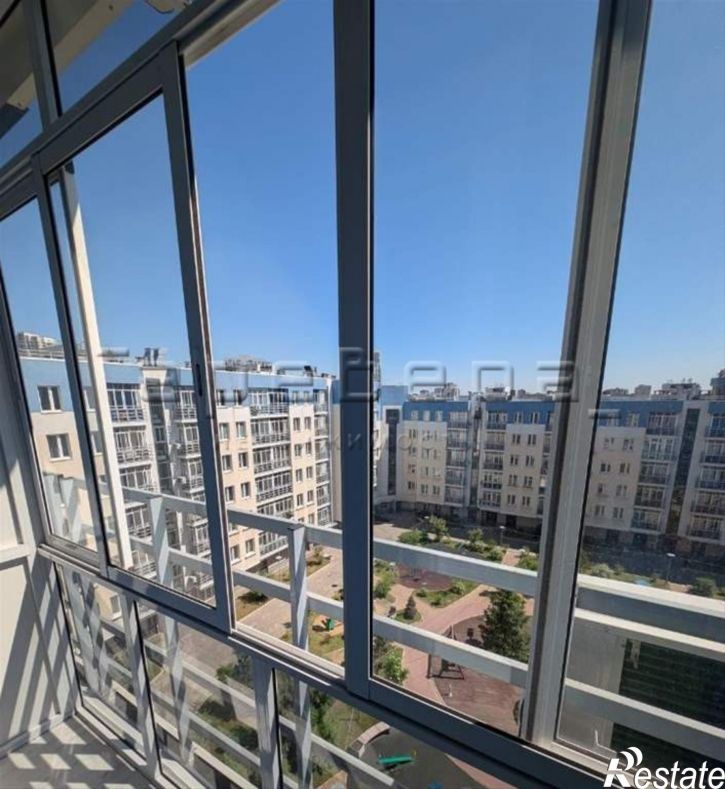 2-комн квартира Петра Ломако, 8