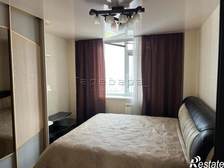 2-комн квартира Авиаторов, 42