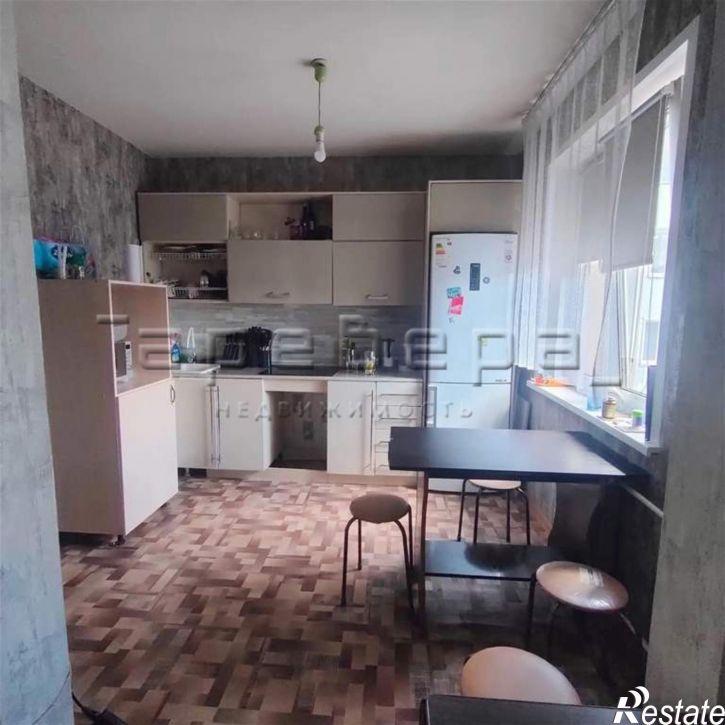 1-комн квартира Республики, 35