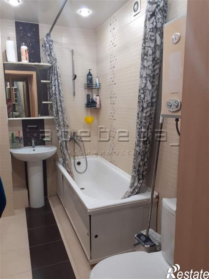 1-комн квартира Диктатуры Пролетариата, 40а