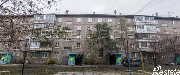 3-комн квартира Щорса, 88
