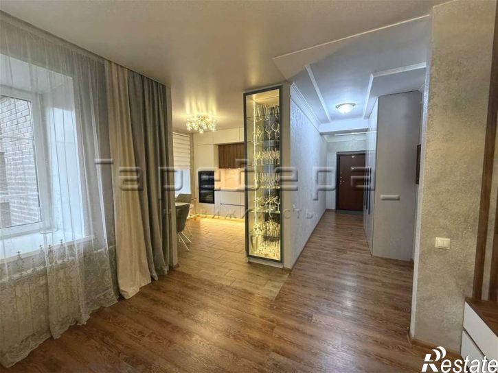 3-комн квартира Парусная, 12