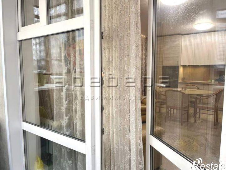 4-комн квартира Елены Стасовой, 50ж