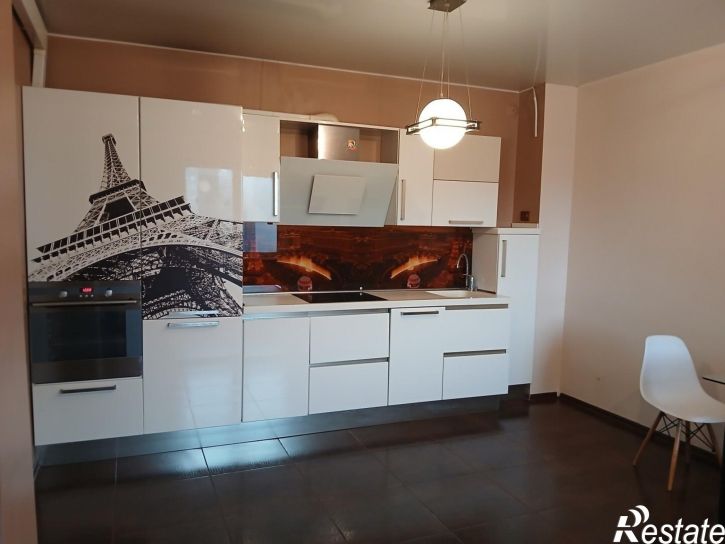 2-комн квартира Мужества ул., 24