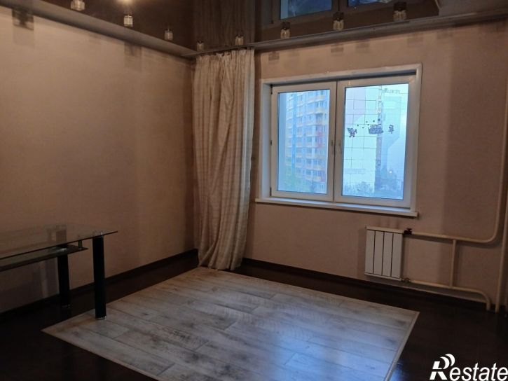2-комн квартира Мужества ул., 24