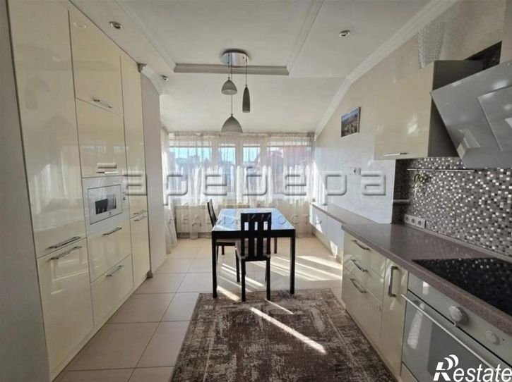 2-комн квартира Авиаторов, 29