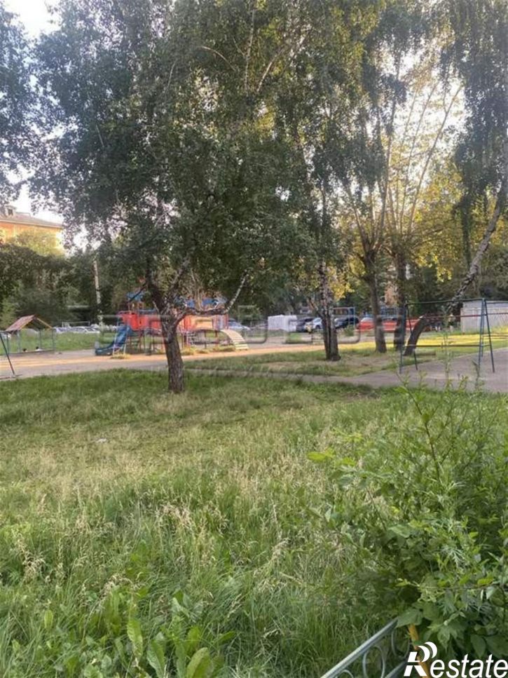 2-комн квартира Свердловская, 19