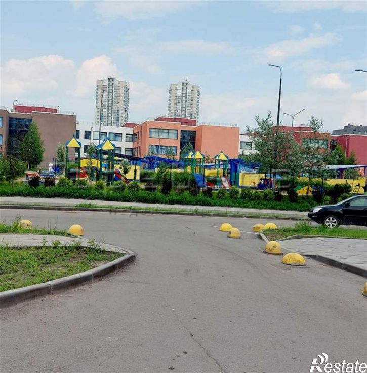 3-комн квартира Петра Подзолкова, 12