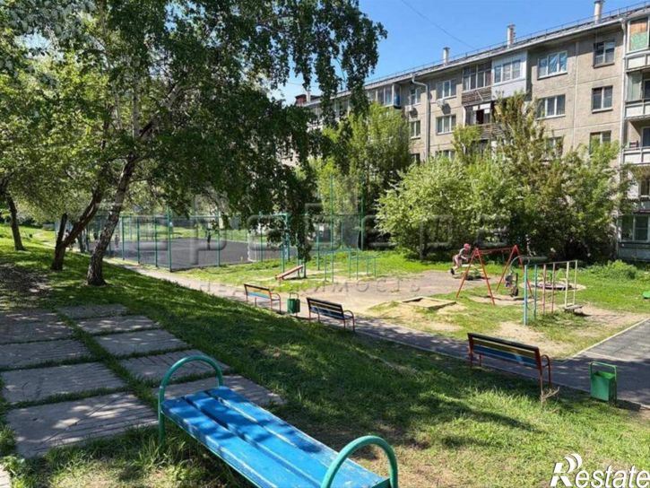 2-комн квартира Копылова, 66