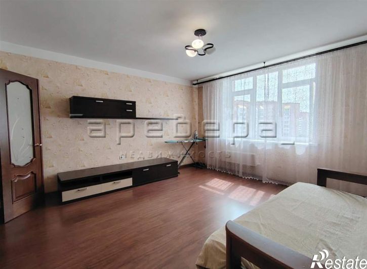2-комн квартира Алексеева, 21