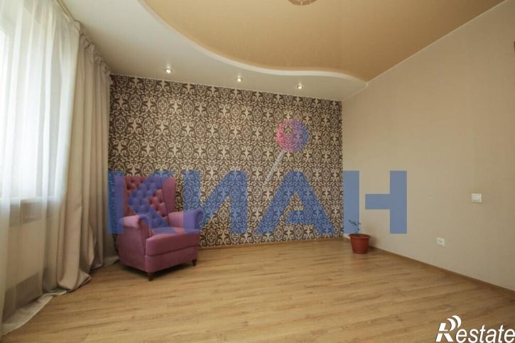 3-комн квартира Академика Киренского ул., 71