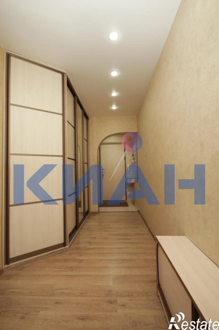 3-комн квартира Академика Киренского ул., 71