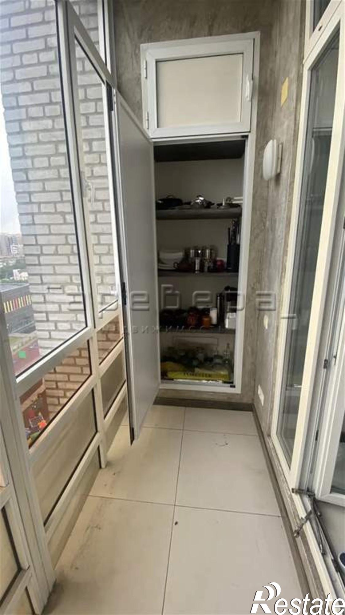 Купить квартиру за 21 000 000 рублей на Батурина, 9