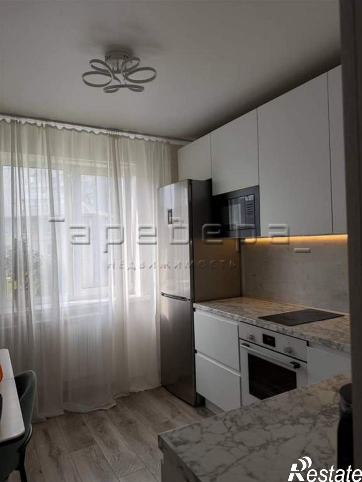 3-комн квартира Копылова, 42