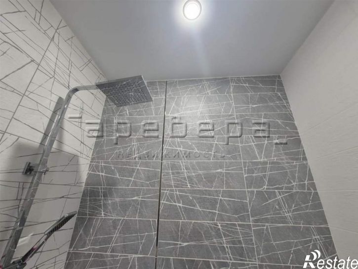 3-комн квартира 78 Добровольческой Бригады, 23